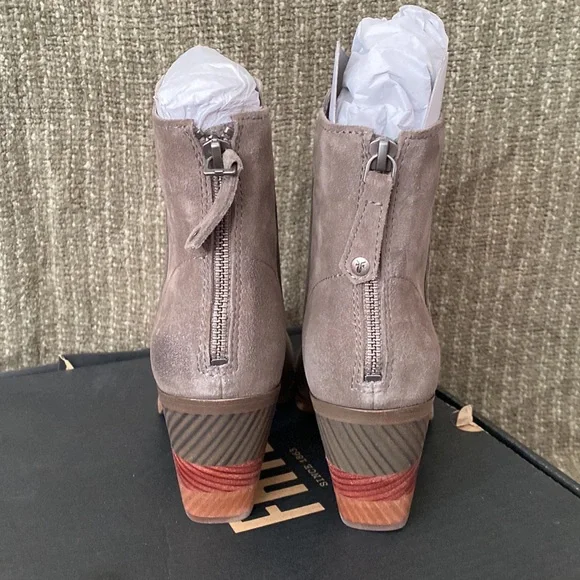 Frye Cameron Chevron bootie, 7.5, Grey/Elephant